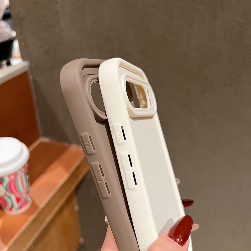 Google Pixel 10、9、8、7 Pro、9A、8 - Google Pixel 8A のレビューと価格