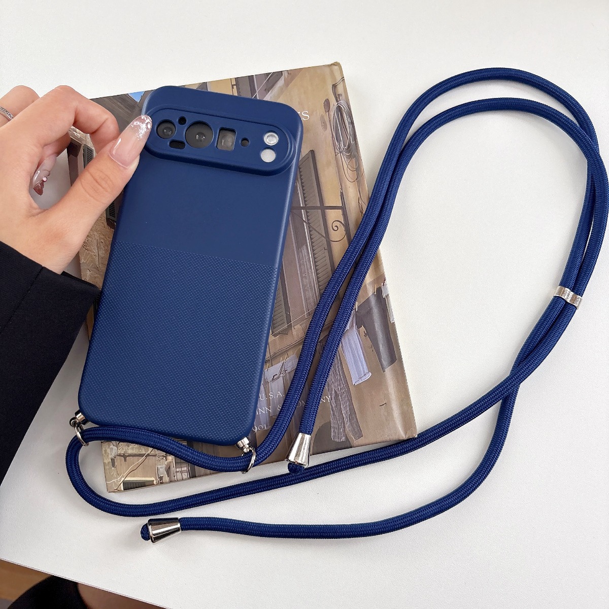 クロスボディランヤードストラップ付きマットTPUスマホケース - Google Pixel 8A のレビューと価格