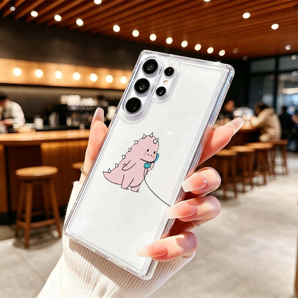 カートゥーン風の緑の恐竜カップルデザインのSamsung G - Samsung Galaxy S24 のレビューと価格